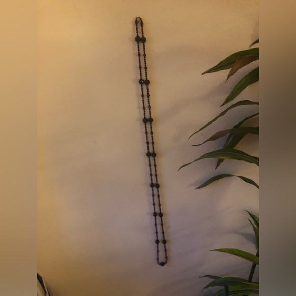 Extra Long Faceted Onyx & Garnet Necklace - 703 $65 or $60 w/offer - Picture 4 of 6